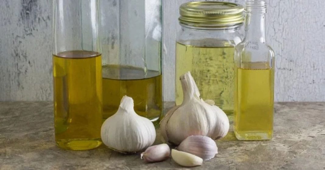 Garlic Oil Garlic Oil